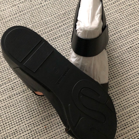 Gentle Soul by Kenneth Cole Gisele black sandals size 9 - Picture 7 of 10